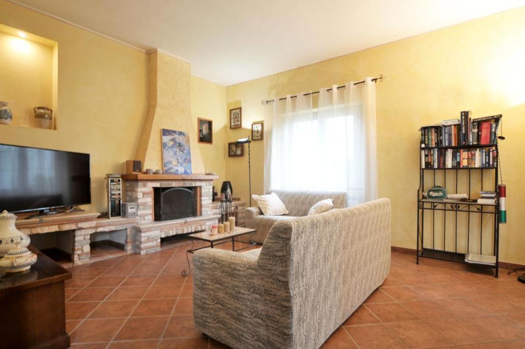 Bed and Breakfast La Madonnina Кверчета Экстерьер фото
