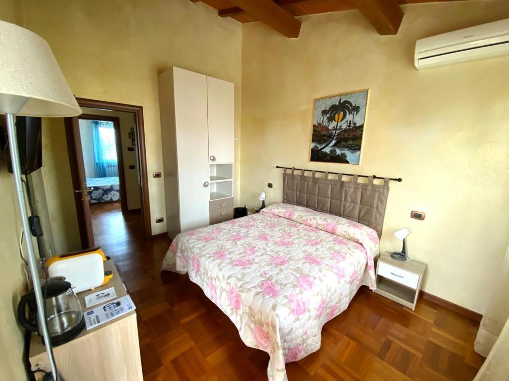 Bed and Breakfast La Madonnina Кверчета Экстерьер фото